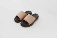 Load image into Gallery viewer, VISTA SANDAL (size 40 &amp; 41)
