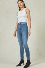 Load image into Gallery viewer, DCD HIGH JEANS
