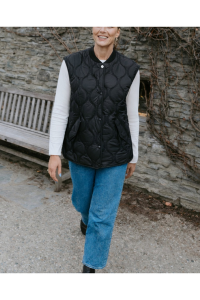 MOKE | NEVE QUILTED VEST