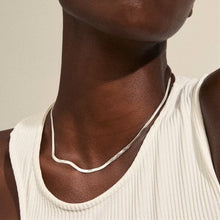 Load image into Gallery viewer, JOANNA NECKLACE
