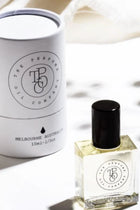 The Perfume Oil Company Raven is inspired by Narciso (Narciso Rodriguez)

Feminine, sensual and romantic. It includes notes of

Notes of Rose, Peach, Amber, Musk, Patchouli and Sandalwood.

10ml