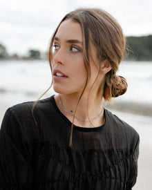 CASTEL & CO | AVA NECKLACE
Effortlessly chic and endlessly versatile, the Ava Necklace features a gold-plated paperclip chain, offering a modern take on a timeless classic. Its sleek, minimalist design makes it perfect for layering or wearing solo as a subtle statement. Whether dressed up or down, this piece adds an elegant edge to any look—a must-have staple for every jewellery collection.
Main material: stainless steel, gold plating
Necklace length: 40 + 5 cm
Waterproof and hypoallergenic
Weight: 5g