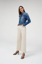 Dricoper Barrie Cream Jean A cropped wide-leg jeans designed mid to high rise. Slightly faded and lightly frayed at the bottom for a vintage appearance. At DRICOPER DENIM, we take pride in our Sustainable Fashion initiative and use eco-friendly materials to create our clothing.