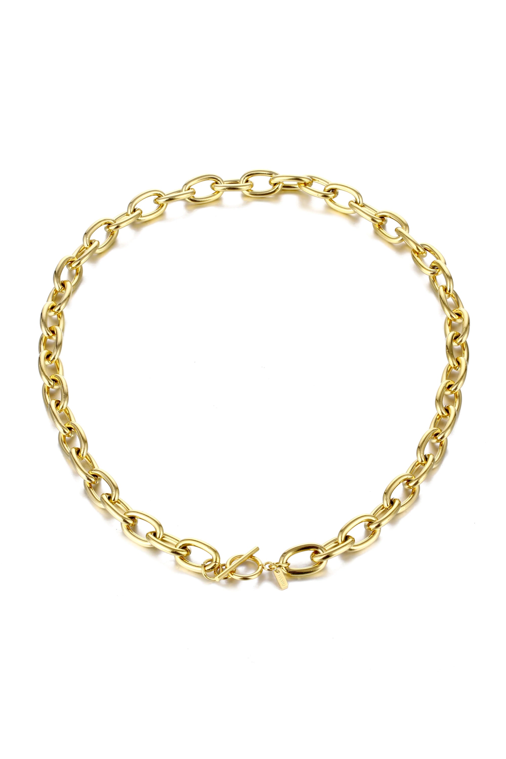 The PĀMU CECE NECKLACE in GOLD, medium boasts a bold and striking design that exudes confidence and style. This eye-catching necklace is designed to elevate your look and become the focal point of any ensemble, adding a touch of edgy sophistication to your wardrobe. The substantial weight of the chain gives it a luxurious feel, while the impeccable craftsmanship ensures a long lasting piece.&nbsp;

PĀMU jewellery is made to be worn everywhere, every day. Our pieces are water proof, sweat proof, ocean proof,