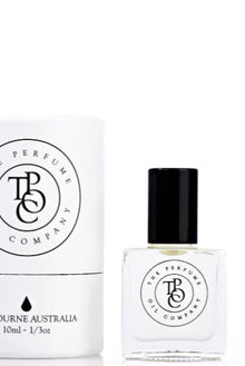 The Perfume Oil Company Dare is inspired by Chance Tendre - CC

A delicate, romantic and fresh fragrance

Notes of&nbsp;Grapefruit-Quince, Jasmine &amp; White Musks.

10ml