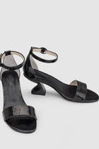 CHAOS & HARMONY | CASTEL HEEL