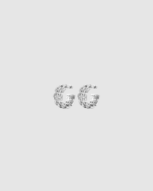 Chain Earrings by Castel & Co are stainless steel chain hoop earrings available in gold-plated and silver-tone finishes. Featuring a bold linked texture for a modern, statement edge while remaining versatile for everyday wear. Measuring 2.2 x 1.2 cm and weighing 11g, with a secure stud closure. Hypoallergenic and waterproof.
Final sale item — not eligible for returns due to hygiene regulations.