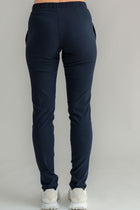 NES Dartsta Pant is the ultimate pant for easy wear and effortless style. Made from a super stretchy twill fabric, these pants feature a flat front and elasticated waist for a comfortable, flattering fit. The angled side pockets add practicality, making them perfect for both the office and a night out. With a slim leg silhouette