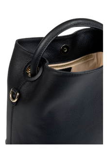 Alēo | BON BON CROSS BODY BAG | BLACK