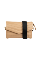 Alēo Darlo mini crossbody bag

features:

crossbody chevron quilted puffer with accordion style compartments | canvas crossbody strap | sand coloured cotton lining with interior zip closure and exterior magnetic closure | foil embossed signature on strap detail