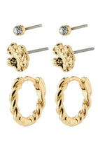Pilgrim Emanuelle recycled earrings 3 in 1 set
3-in-1 set of gold-plated earrings
Ear studs and huggie hoops with click lock
Measures 3 mm / 8 mm / 12 mm
With sparkling Preciosa crystals
Made from 86% recycled material