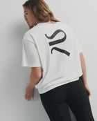 ROMY | SIGNATURE TEE

Classic crew neck boyfriend tee. This relaxed-fit tee features our signature Romy brandmark on the back.

Model is a size AU 8 and wears a size S

Composition: 100% Cotton