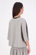 N-E-S  Gia Tee – The Effortless Go-To
The Gia Tee is your ultimate easy-wear essential, featuring an exaggerated dropped sleeve and relaxed boxy fit. Perfect on its own or layered under jackets and shirts, this versatile tee is a throw-on-and-go favourite for everyday style