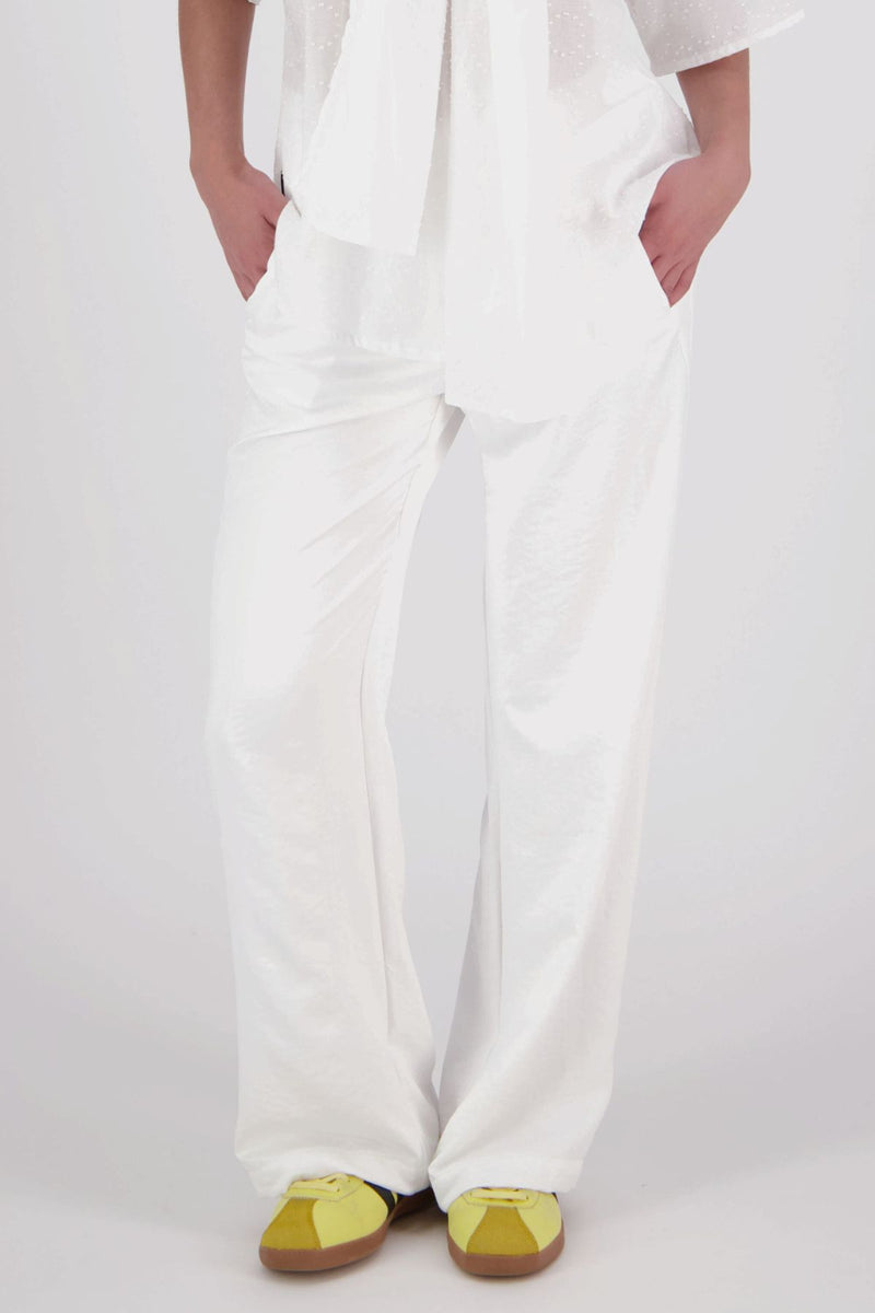 N-E-S | GIN SATIN PANTS | PEARL