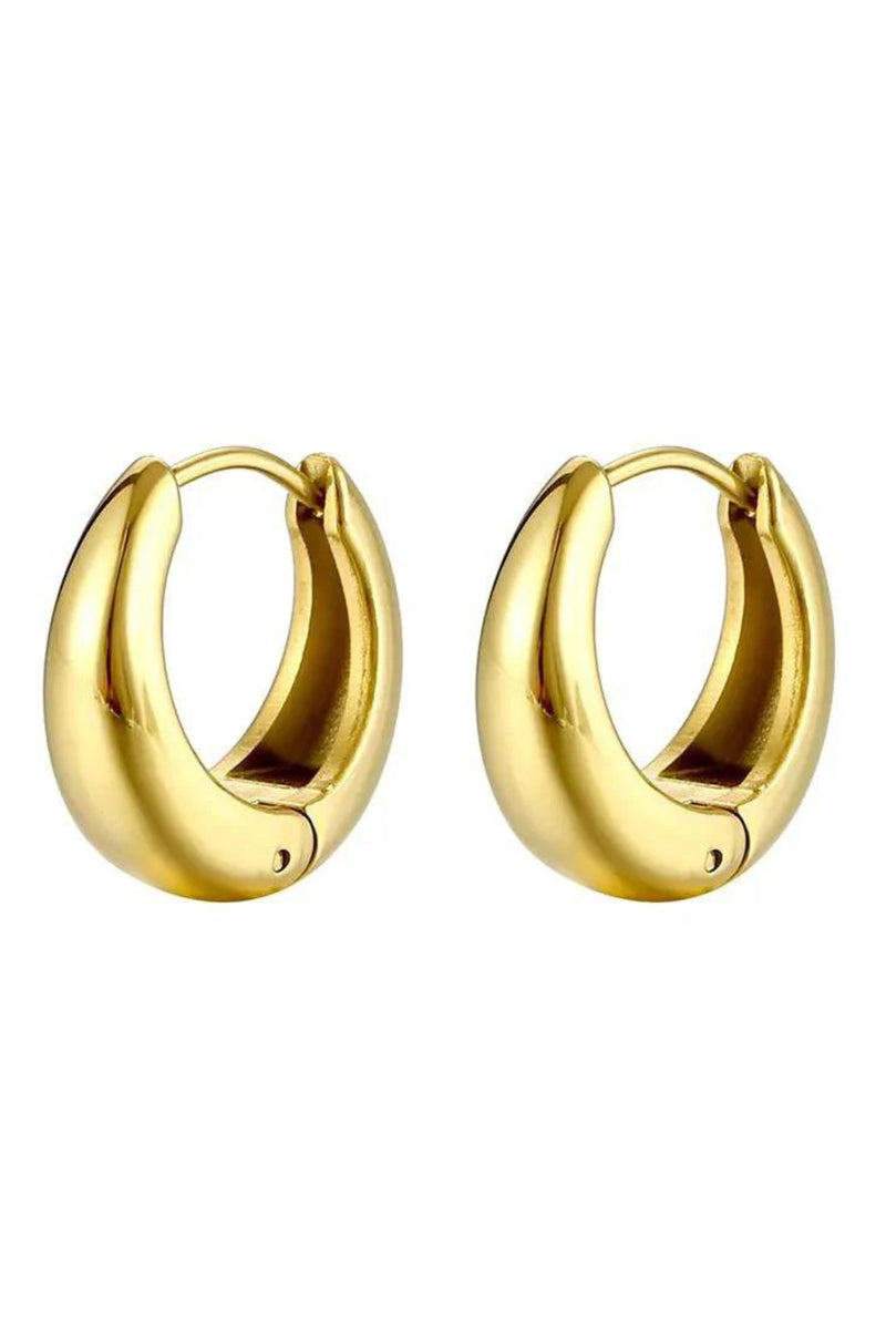The PĀMU HANNAH HUGGIES in GOLD are designed to seamlessly transition from day to night, making them an essential addition to your jewellery collection. Whether you're dressing up for a special occasion or simply want to enhance your everyday look, our Hannah huggies are the perfect choice. The lightweight and comfortable design of these earrings make them suitable for extended/everyday wear.

PĀMU jewellery is made to be worn everywhere, every day. Our pieces are water proof, sweat proof, ocean proof, nick
