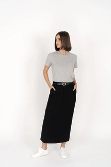 It’s all in the name - that perfect tee that you will cherish forever. Crafted from 100% buttery soft midweight cotton, the Humidity Forever tee feels beautiful on the skin. Featuring a cute patch pocket detail at the front, this tee will go with just about any outfit - you’ll be reaching for her again and again, forever. She’s perfect for layering under your winter jackets/coats.&nbsp;

Buttery soft cotton t-shirt.
Fitted staple tee.
100% Cotton –sustainable natural fibre.
Round neck.
Cute patch pocket det