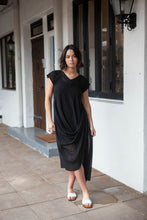 Load image into Gallery viewer, DREAMLINER DRESS | BLACK
