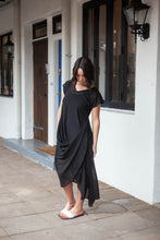 Load image into Gallery viewer, DREAMLINER DRESS | BLACK
