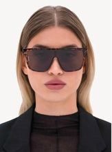 Load image into Gallery viewer, INDI TORT/BROWN SUNNIES
