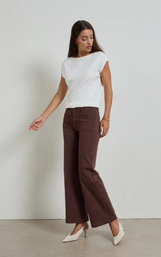 Dricoper Indy wide-leg jeans in French Roast, featuring a high-rise waist, relaxed silhouette, and front patch pockets, crafted from stretch denim for a modern everyday look.