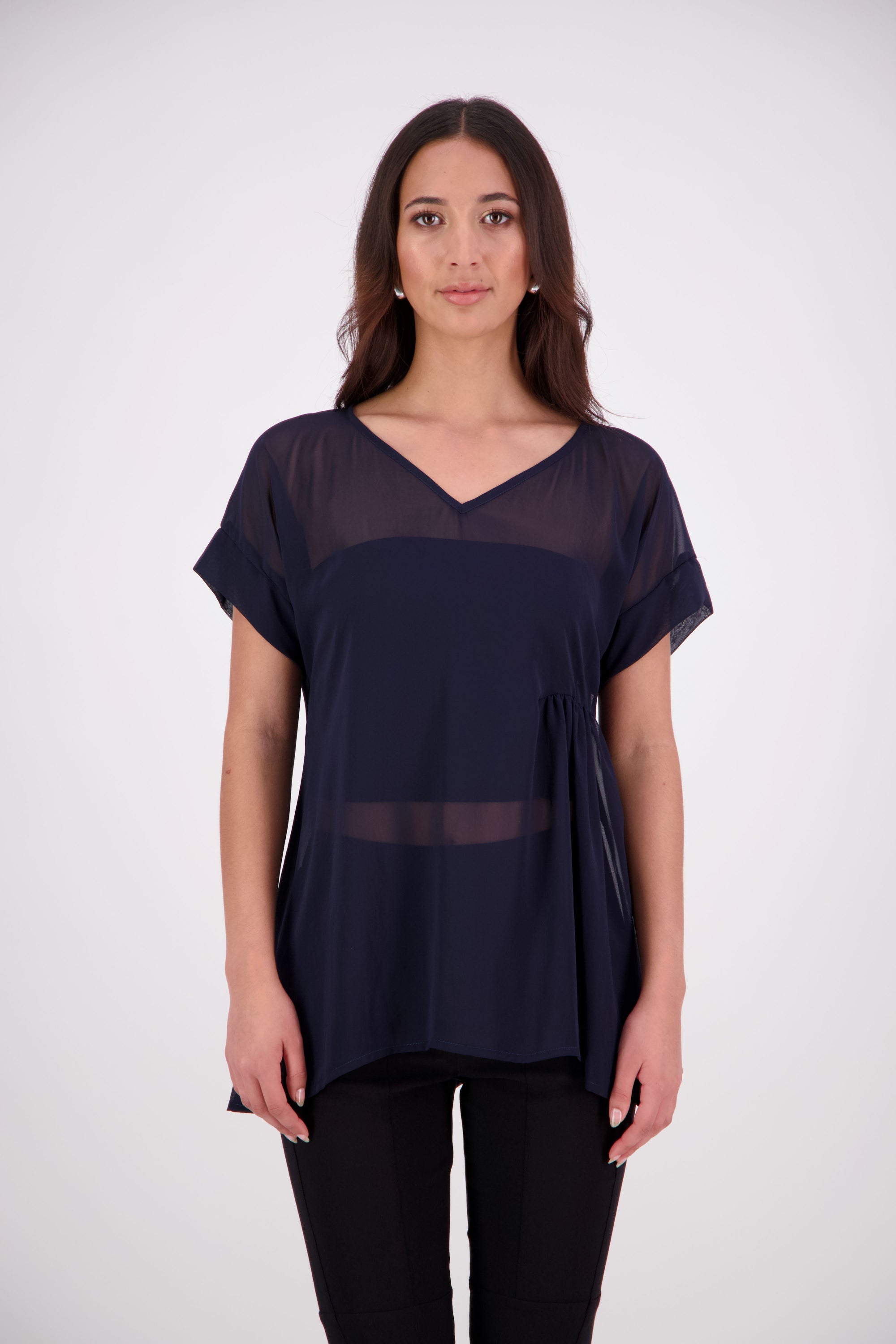 NES Kira Top
A feminine essential with effortless drape. Featuring a flattering V-neckline, cap sleeves, and soft ruching under the bust, the Kira Top finishes just below the waistband—perfect with high-waisted pants or skirts. A versatile piece for relaxed elegance, day or night.&nbsp;

Available in Black, Ink, Digital Colbalt and Cranberry.
Our model is 174cm and wears a XS (8) NES fit advise: Standard fit
Composition: PT Chiffon
Designed and Made in New Zealand