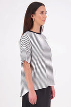 N-E-S | LEE STRIPE TEE