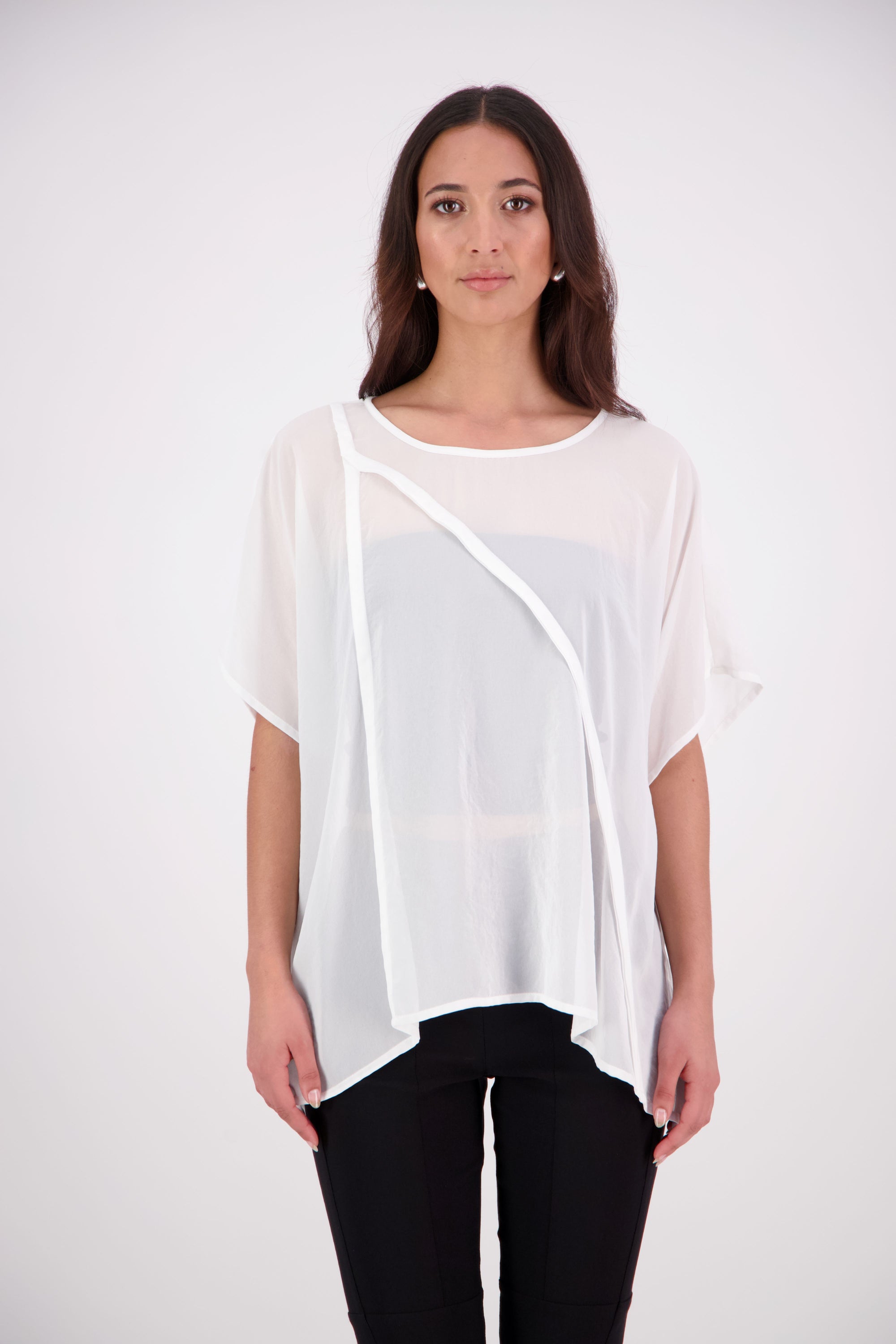  The N-E-S Luna Top – A New Take on Sheer Simplicity
The Luna Top is a modern evolution of a NES favourite. Crafted with exposed French seams on the outside, an angled front seam, and a left-side split for added movement, this sheer layer brings elevated ease to any outfit. Style it over a NES lattice singlet or your favourite base – the Luna Top is designed for effortless layering with a refined edge.
polyester chiffon
designed & made in NZ