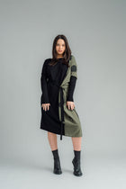  NES Legend Dress is a stylish contrast fabric dress that effortlessly combines a woven print fabric with a soft, stretchy viscose for the perfect blend of comfort and style. This versatile piece is ideal for both work and casual wear, and can easily transition through the seasons. 