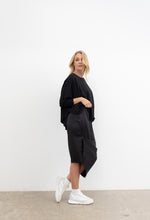 Load image into Gallery viewer, FLOW SKIRT | BLACK
