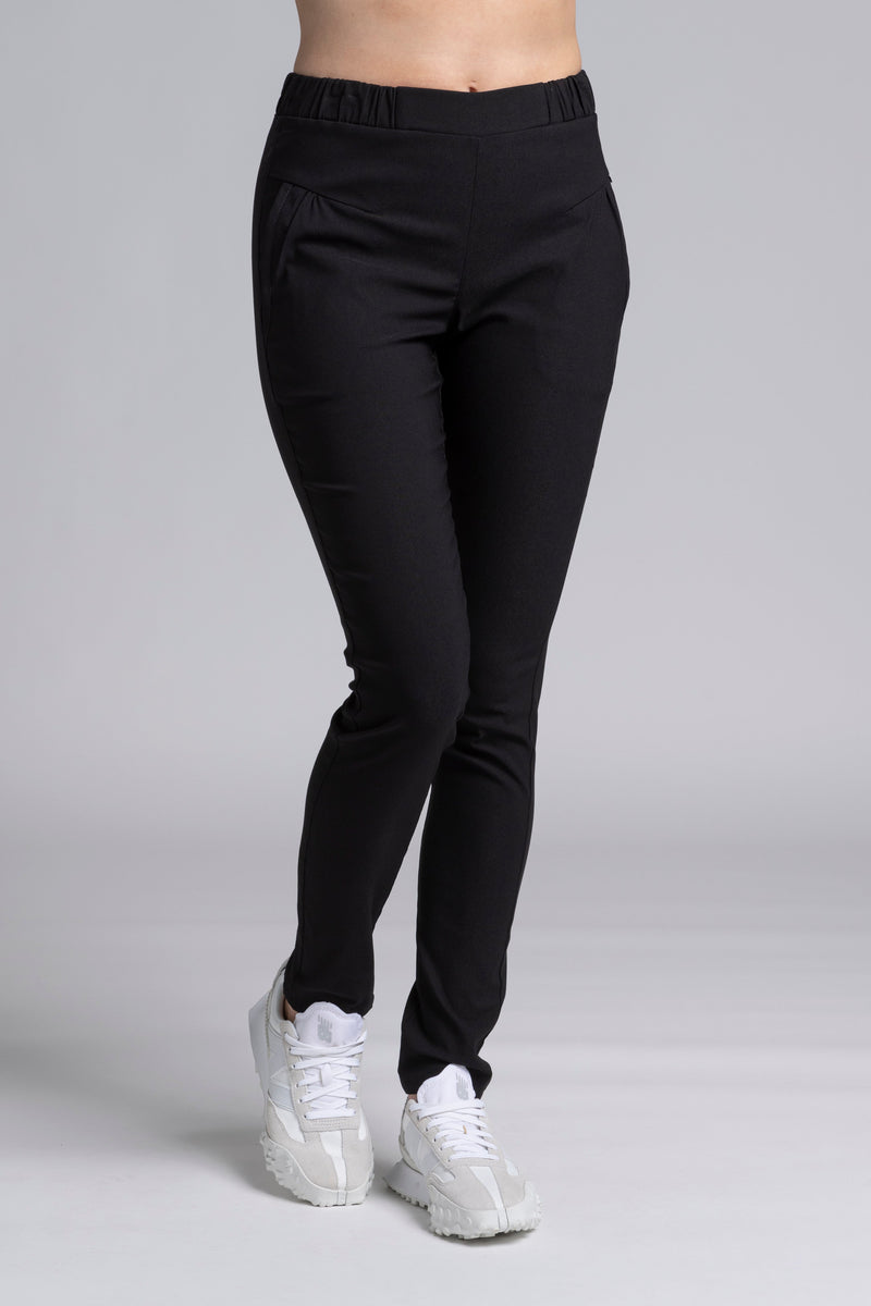 NES Dartsta Pant is the ultimate pant for easy wear and effortless style. Made from a super stretchy twill fabric, these pants feature a flat front and elasticated waist for a comfortable, flattering fit. The angled side pockets add practicality, making them perfect for both the office and a night out. With a slim leg silhouette
