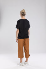Load image into Gallery viewer, JASMINE LINEN TOP (size S/M)
