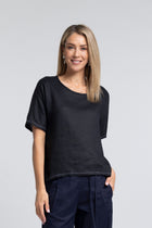 The NES Jasmine Top – a relaxed linen-cotton top with contrast stitching and boxy fit. Breathable, versatile and NZ made.