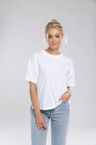 The NES Lee Tee – an organic cotton tee with relaxed fit and high-low hem. Soft, breathable and designed for everyday wear. NZ made.