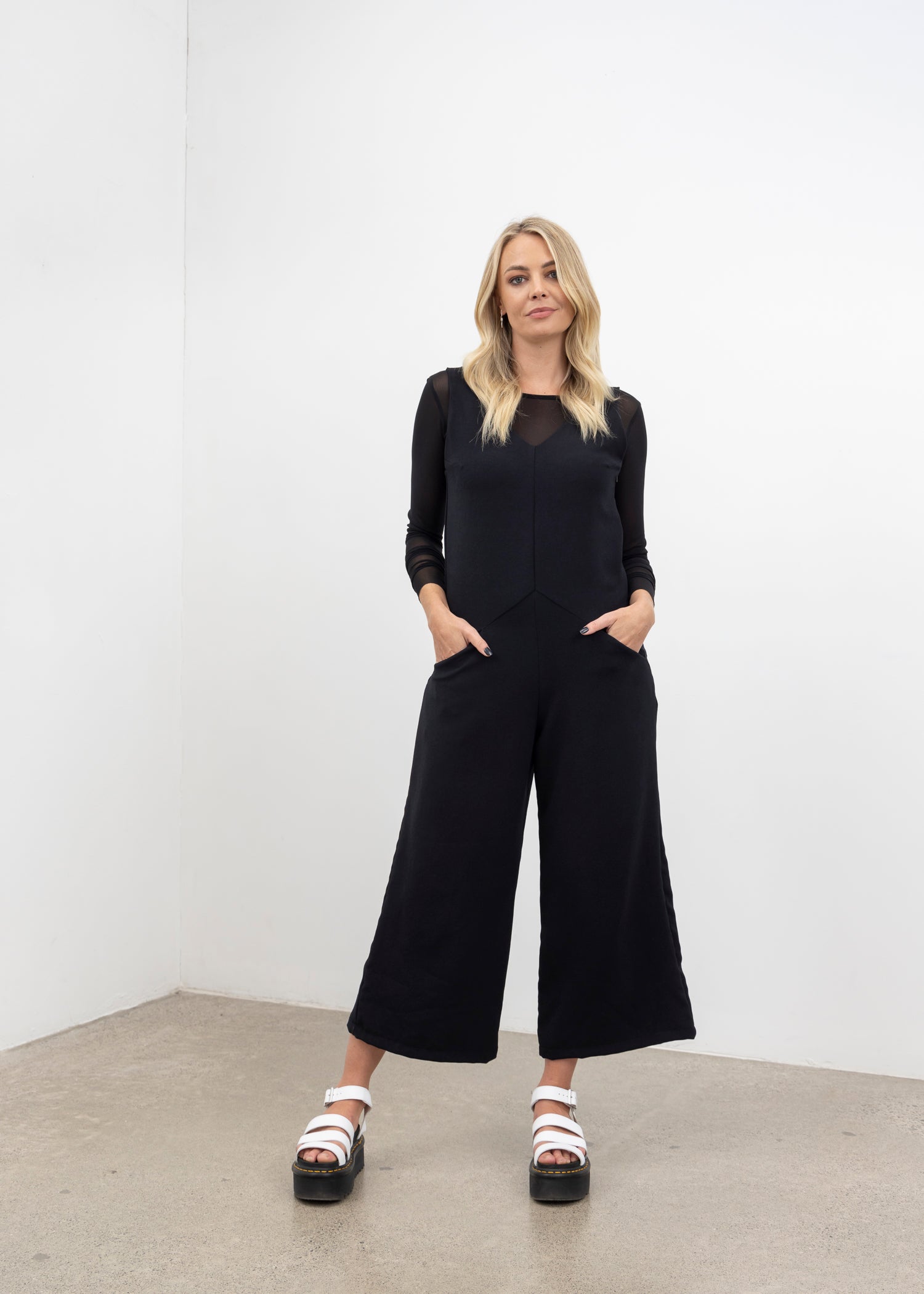 Our NES Lounging Jumpsuit is our best selling jumpsuit and suites all body shapes. its is a great style, that is effortless to wear.
The Lounge Jumpsuit features: Tank style Straps, Subtle V Neck, Concealed Side Seam Zip, Front pockets hidden in a curved front panel.