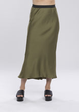 Load image into Gallery viewer, MUSE SATIN SKIRT
