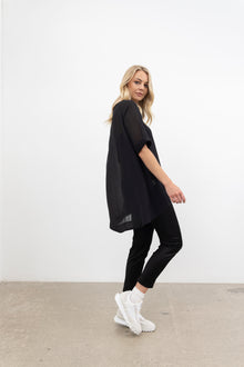 NES | OKSANA TUNIC