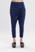 Load image into Gallery viewer, ROXI PANT (size xs &amp; s)
