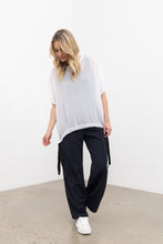 Load image into Gallery viewer, VANOTTI TUNIC | WHITE (last one)
