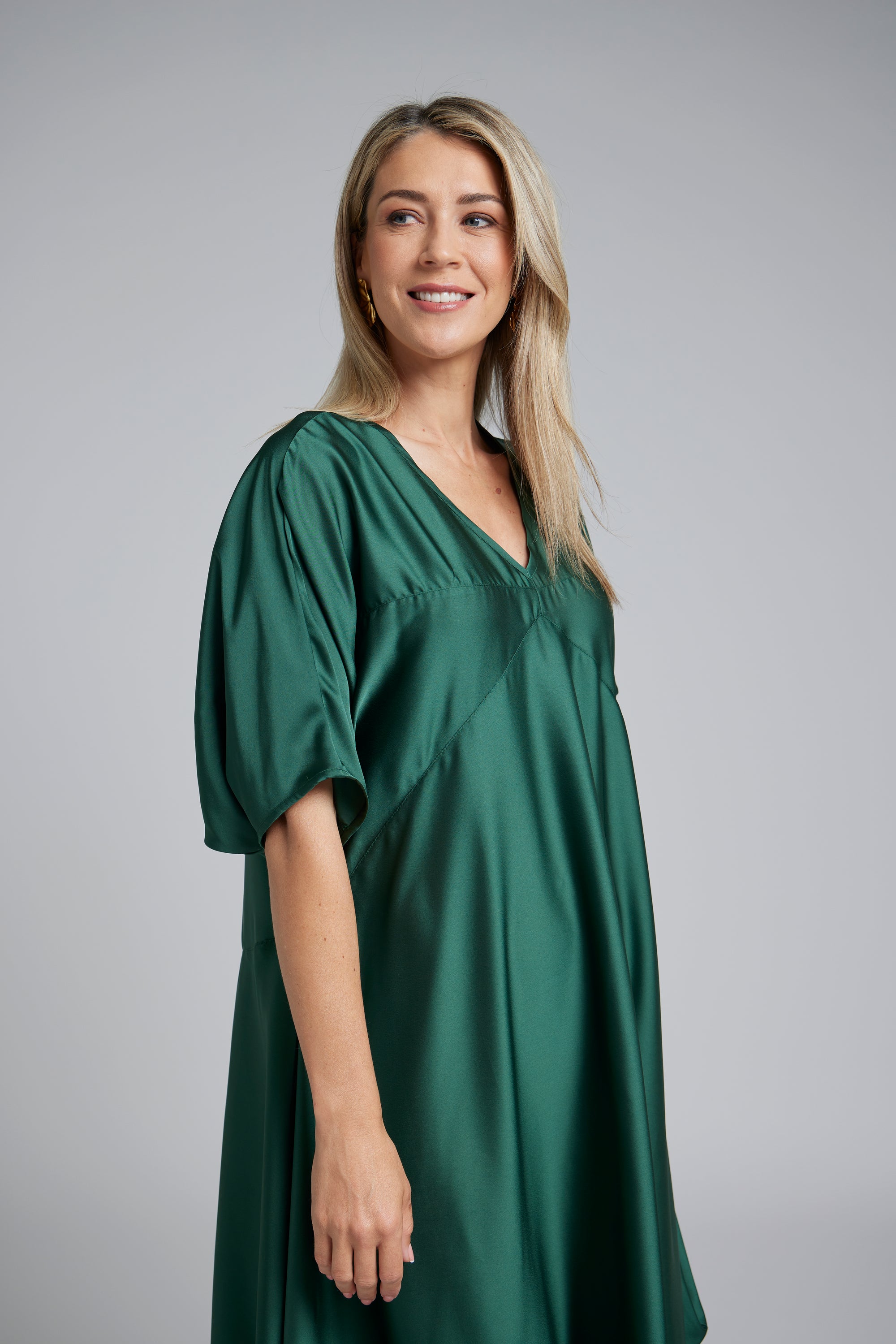 The N-E-S Remi Dress – a floaty chiffon maxi with kimono sleeves, V neckline and soft movement. Designed to layer over a N-E-S Lattice Slip. Made in NZ.