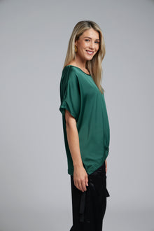 The N-E-S Vanotti Tunic – a floaty scoop-neck tunic in viscose georgette or satin. Wear loose or drawn in. Sizes XS/S, SM, ML. NZ made.