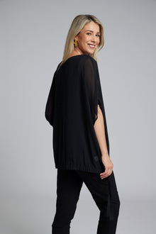 The Vanotti Tunic – N-E-S’ best-selling throw-on top with a scoop neckline and adjustable feature hem. Perfect over a Lattice Singlet. NZ made.