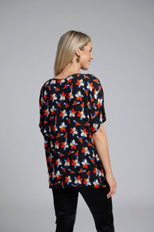 The N-E-S Vanotti Tunic – a floaty scoop-neck tunic in viscose georgette or satin. Wear loose or drawn in. Sizes XS/S, SM, ML. NZ made.