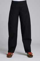The NES Demi Pant – a relaxed barrel leg pant with elastic waist and utility detailing. Comfortable, modern and NZ made.
