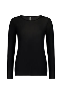 The NES Soul Top – a soft nylon mesh long sleeve base layer with a streamlined fit. Perfect for layering under dresses, shirts and knitwear. NZ made.