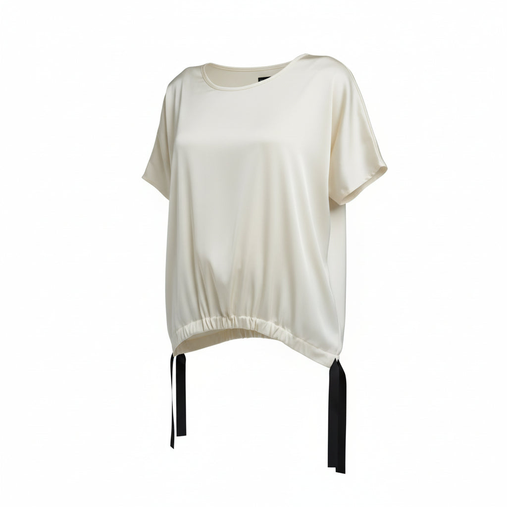 The NES Vanotti Tunic by N-E-S. A floaty scoop-neck tunic in viscose georgette or satin. Wear loose or drawn in. Sizes XS/S, SM, ML. NZ made.