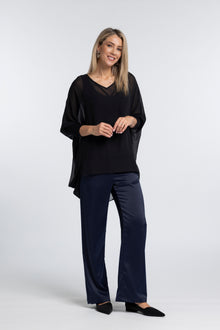 The NES Virtue Tunic – a floaty, relaxed tunic with a scoop neck, curved hem and effortless drape. Perfect layered over a Lattice Singlet. NZ made.