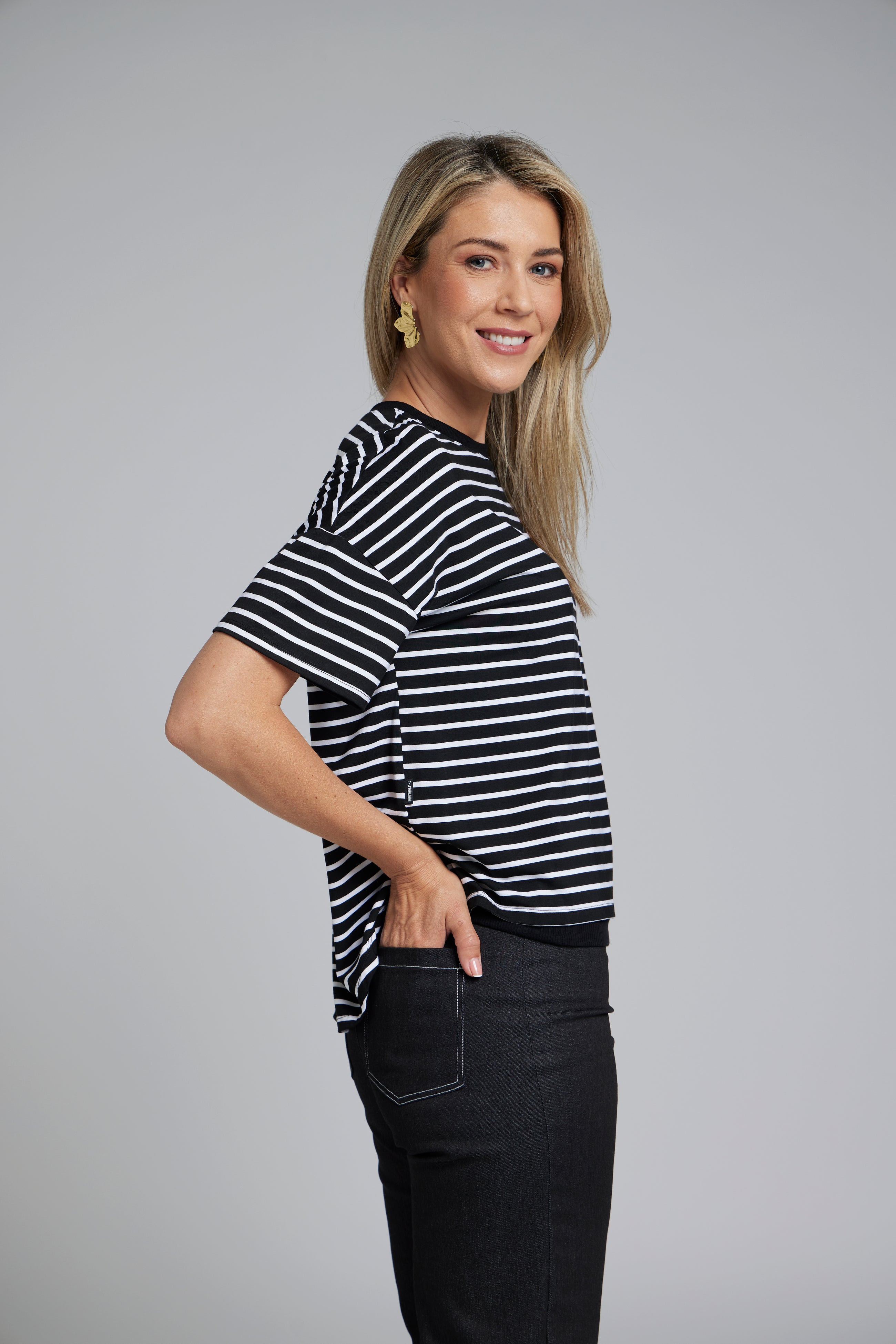The NES Lee Tee Stripe – a relaxed striped tee with soft stretch, boxy fit and high-low hem. Easy, versatile and NZ made.