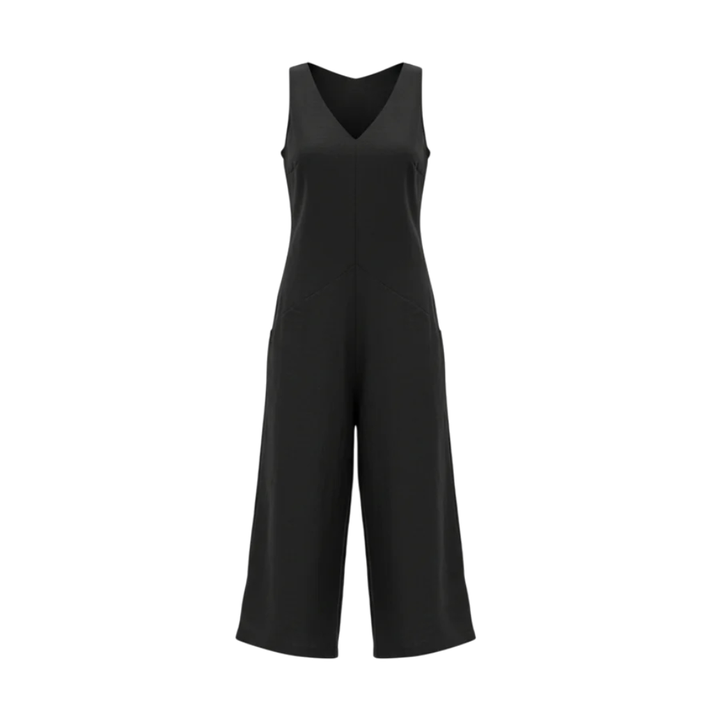 The NES Linen Lounge Jumpsuit – a breathable linen-cotton jumpsuit with relaxed fit and pockets. Easy, flattering and NZ made.