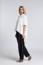 The NES Ryn Shirt – an oversized cotton shirt with kimono sleeves and soft volume. Lightweight, versatile and NZ made.