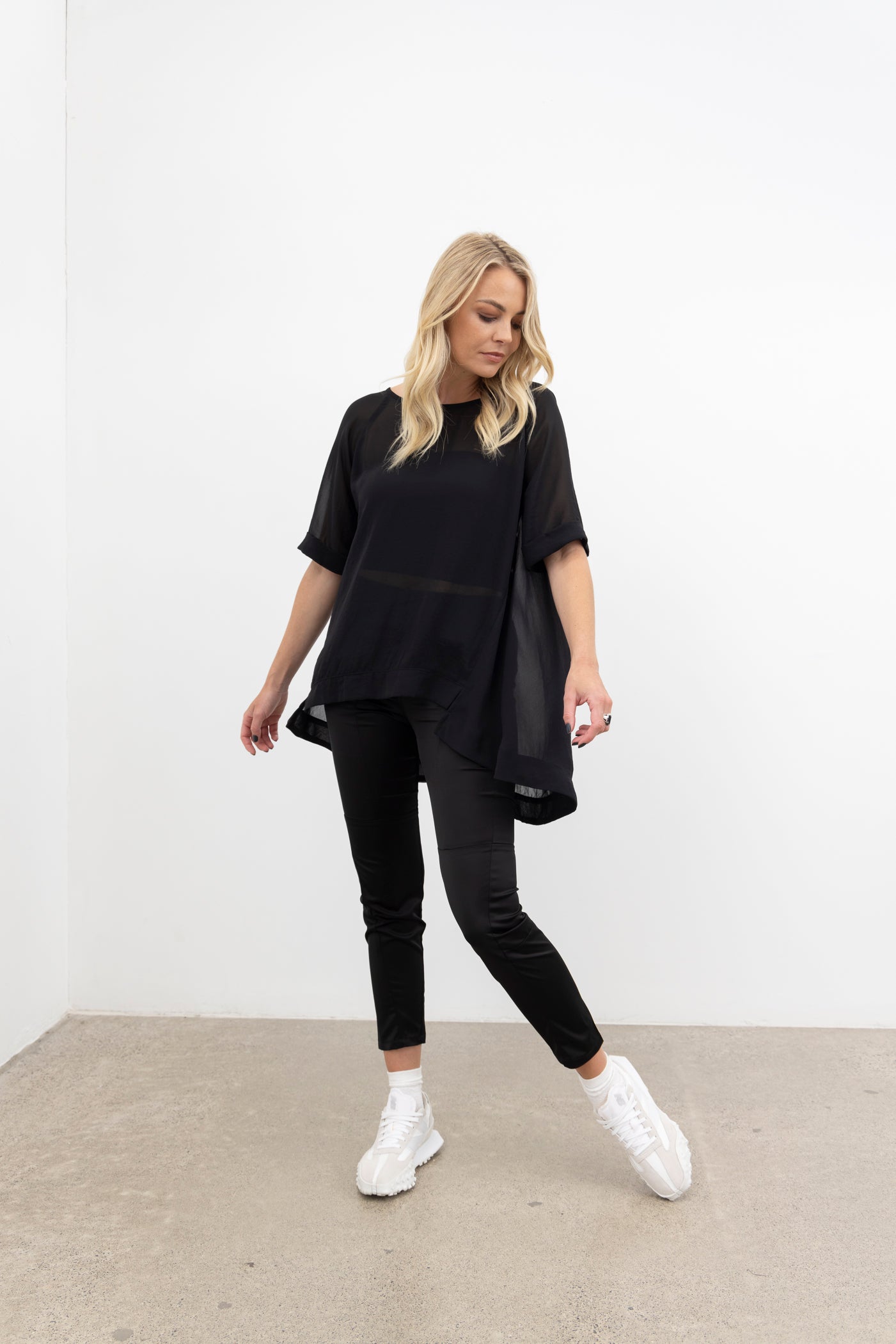 NES | OKSANA TUNIC